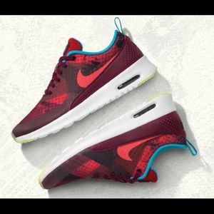 Nike Air Max “Thea”